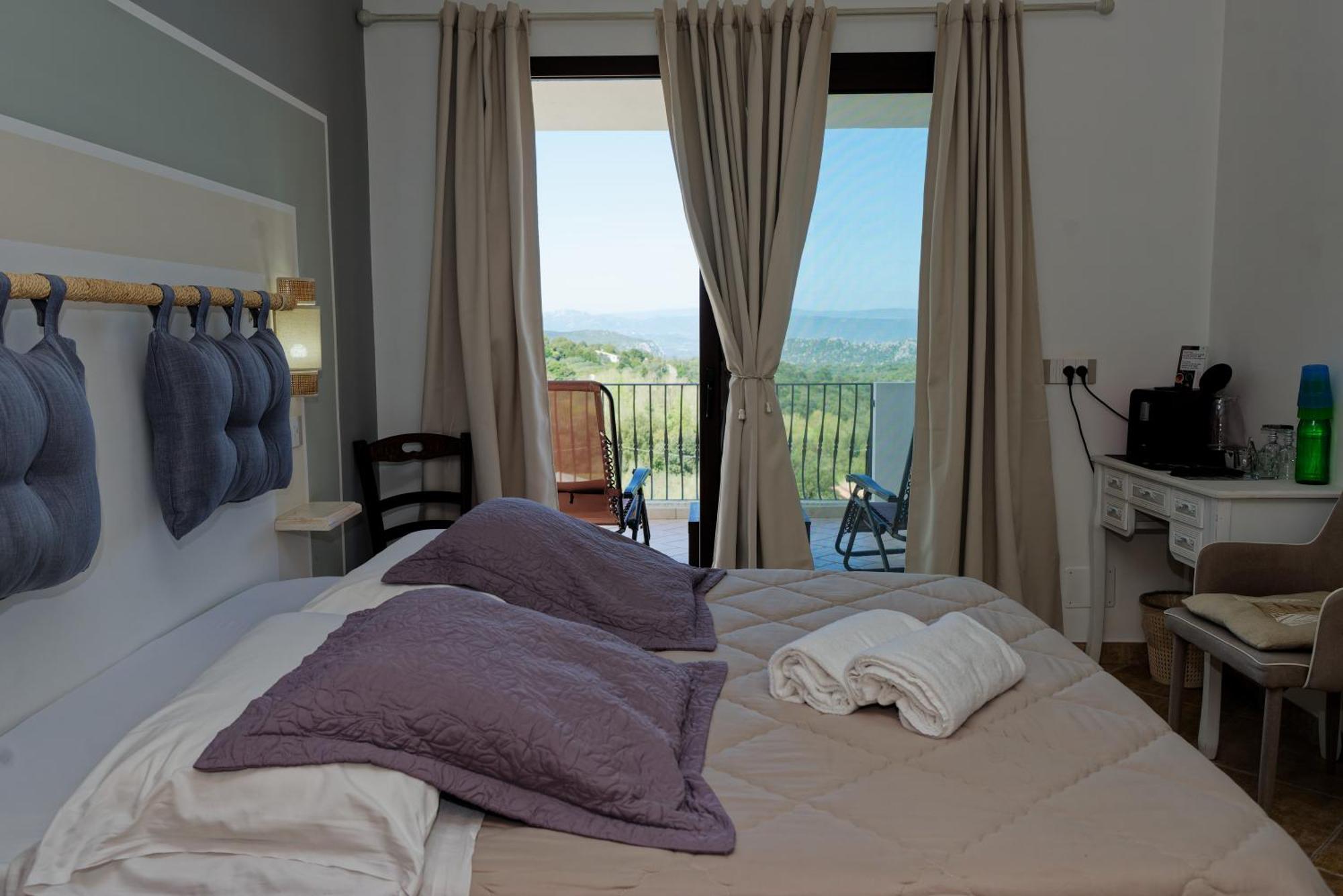 B&B Tiscali Dorgali Bagian luar foto
