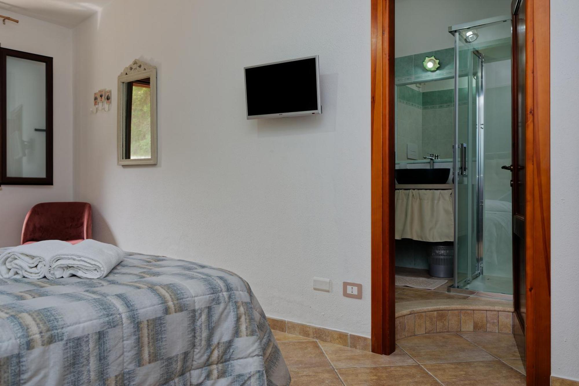 B&B Tiscali Dorgali Bagian luar foto