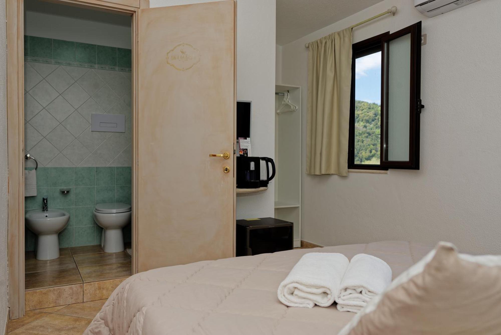 B&B Tiscali Dorgali Bagian luar foto