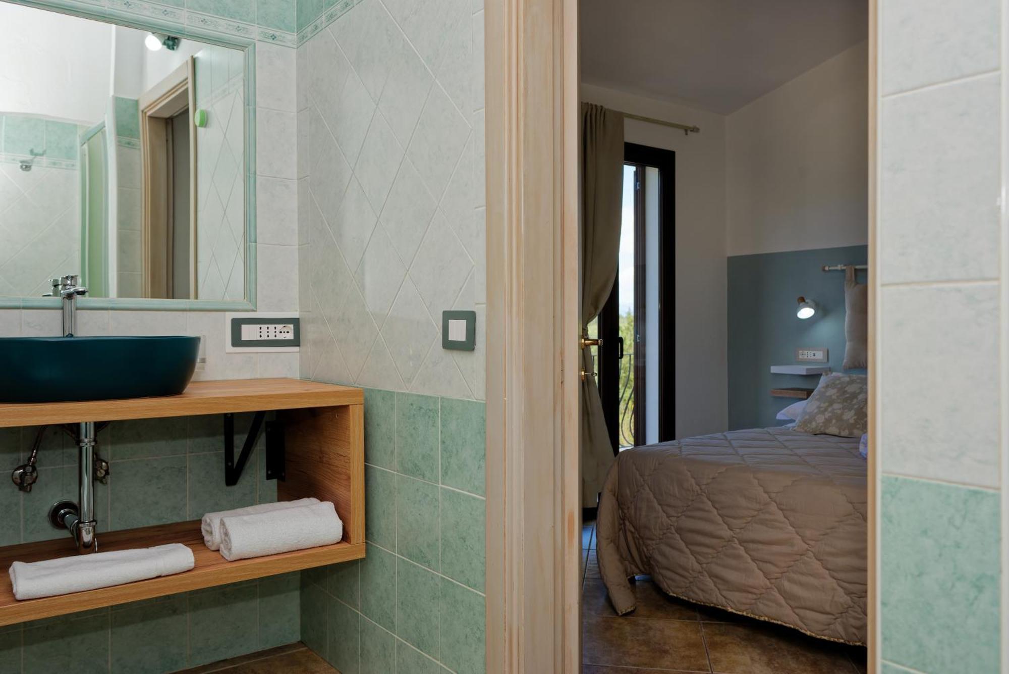 B&B Tiscali Dorgali Bagian luar foto